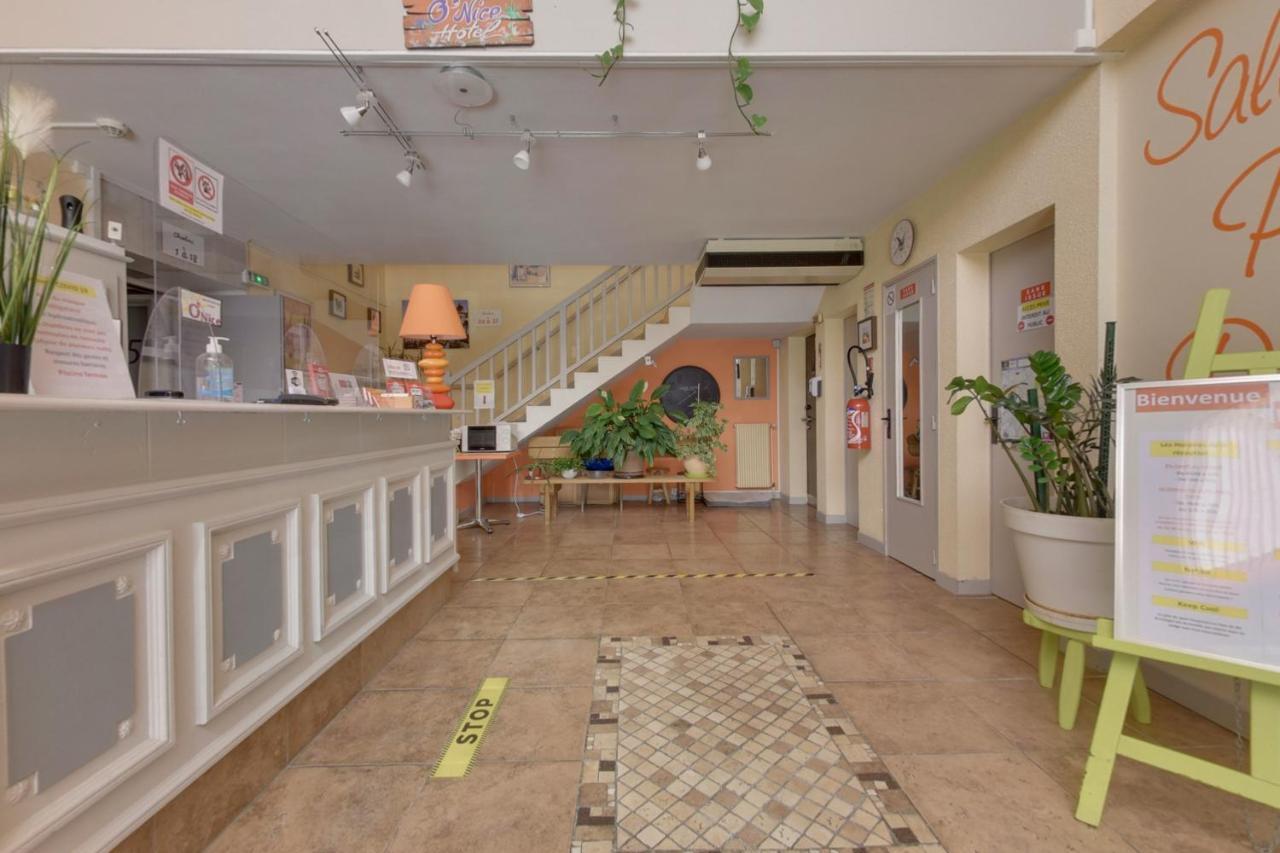 Contact Hotel O'Nice Сент Екстериор снимка