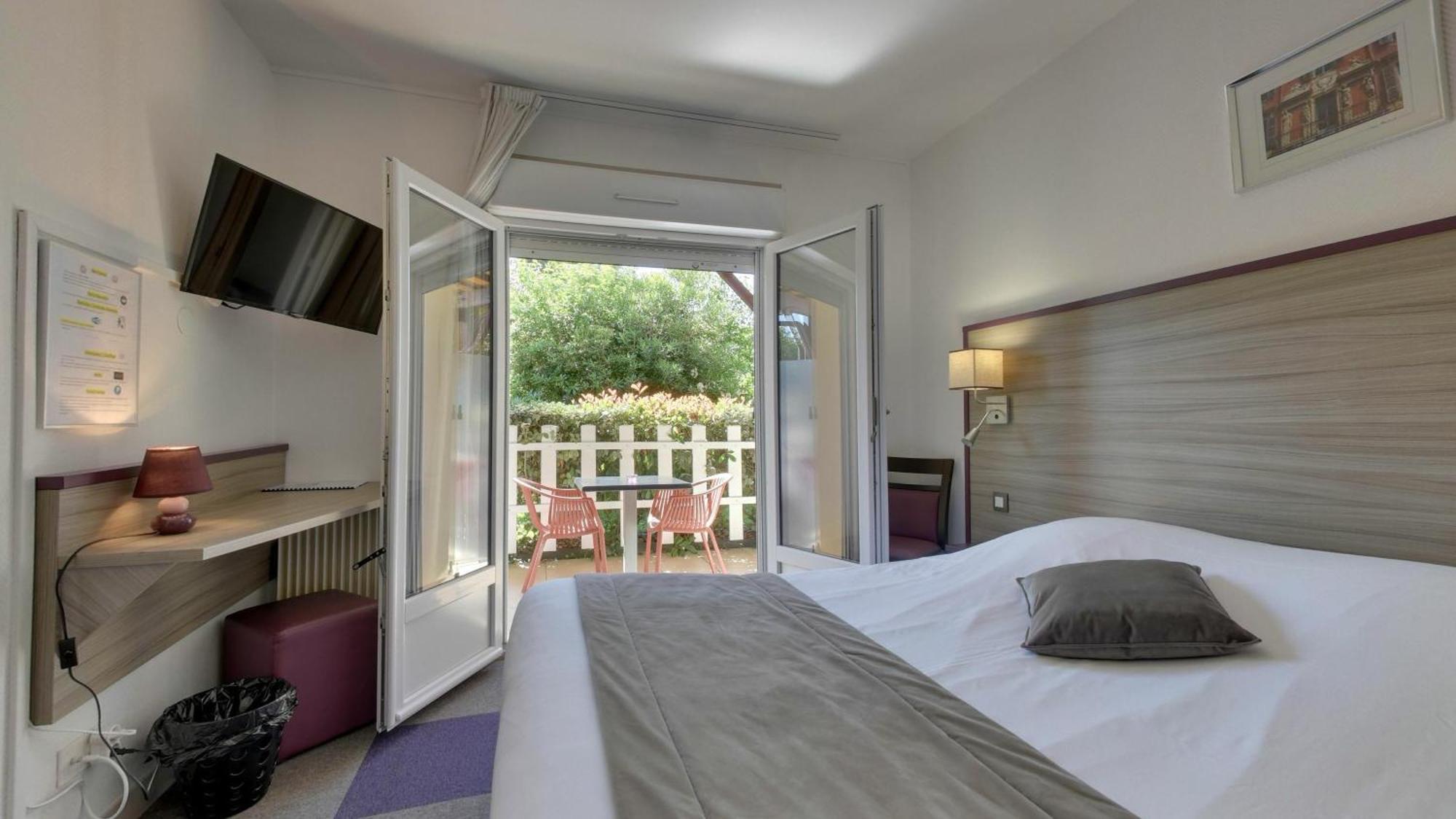 Contact Hotel O'Nice Сент Екстериор снимка