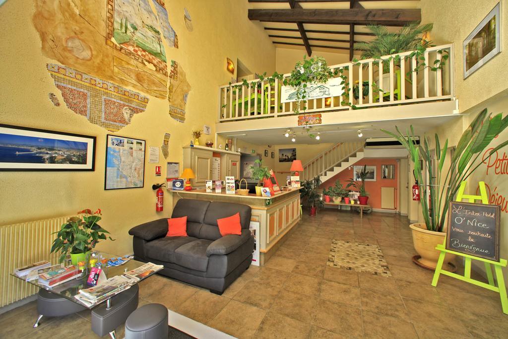 Contact Hotel O'Nice Сент Екстериор снимка