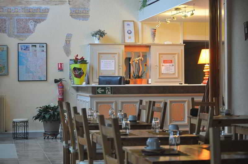 Contact Hotel O'Nice Сент Екстериор снимка